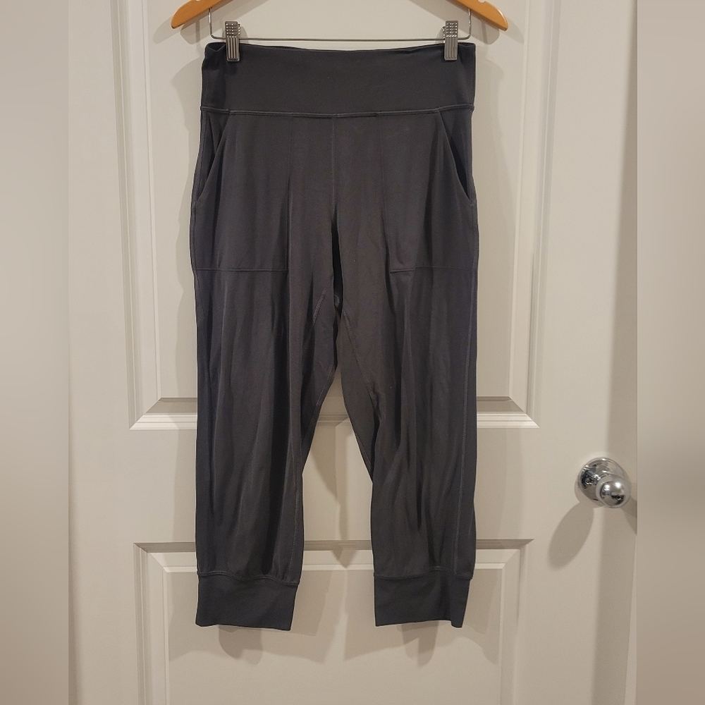 Lululemon Align Jogger Crop 23" Size 8